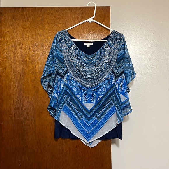 Women’s top - Picture 1 of 1